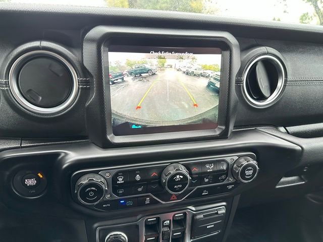 Used 2022 Jeep Wrangler Unlimited Sahara w/ Cold Weather Group image 31