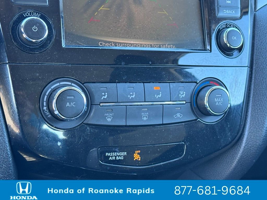 Used 2020 Nissan Rogue Sport S image 25