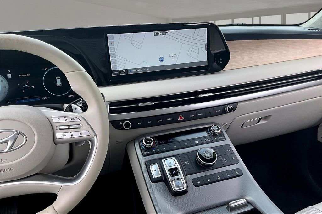 Used 2023 Hyundai Palisade Limited image 9
