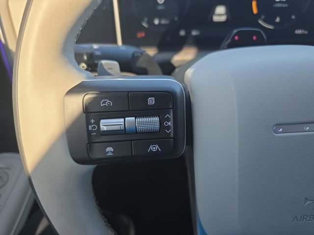 Used 2025 Hyundai Santa Fe Calligraphy image 18