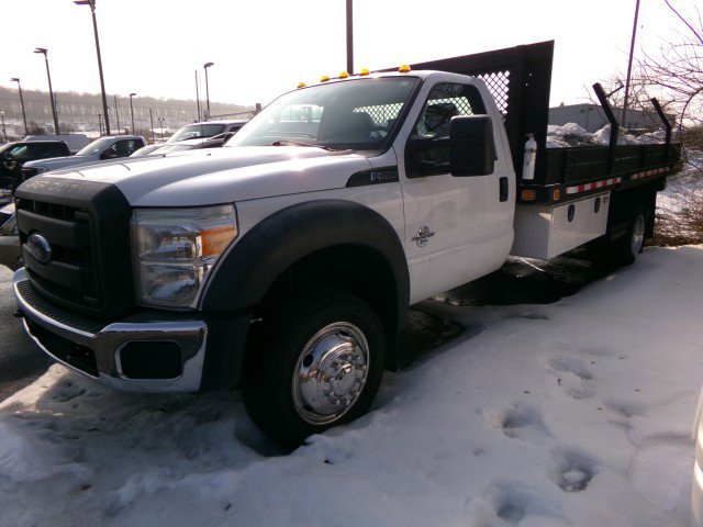 Used 2014 Ford F550 2WD Regular Cab Super Duty image 5