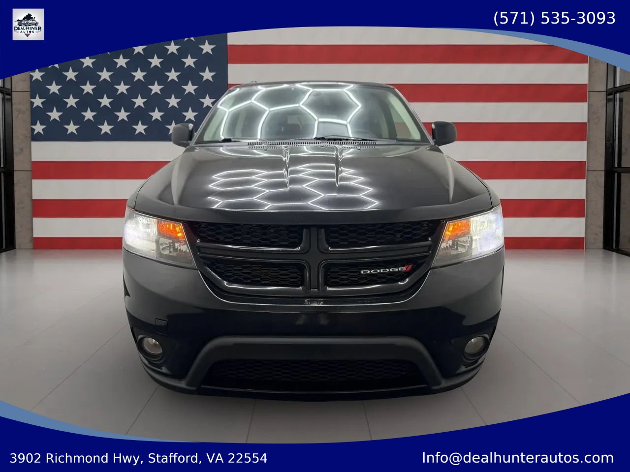 Used 2019 Dodge Journey SE w/ Blacktop Package FWD image 2