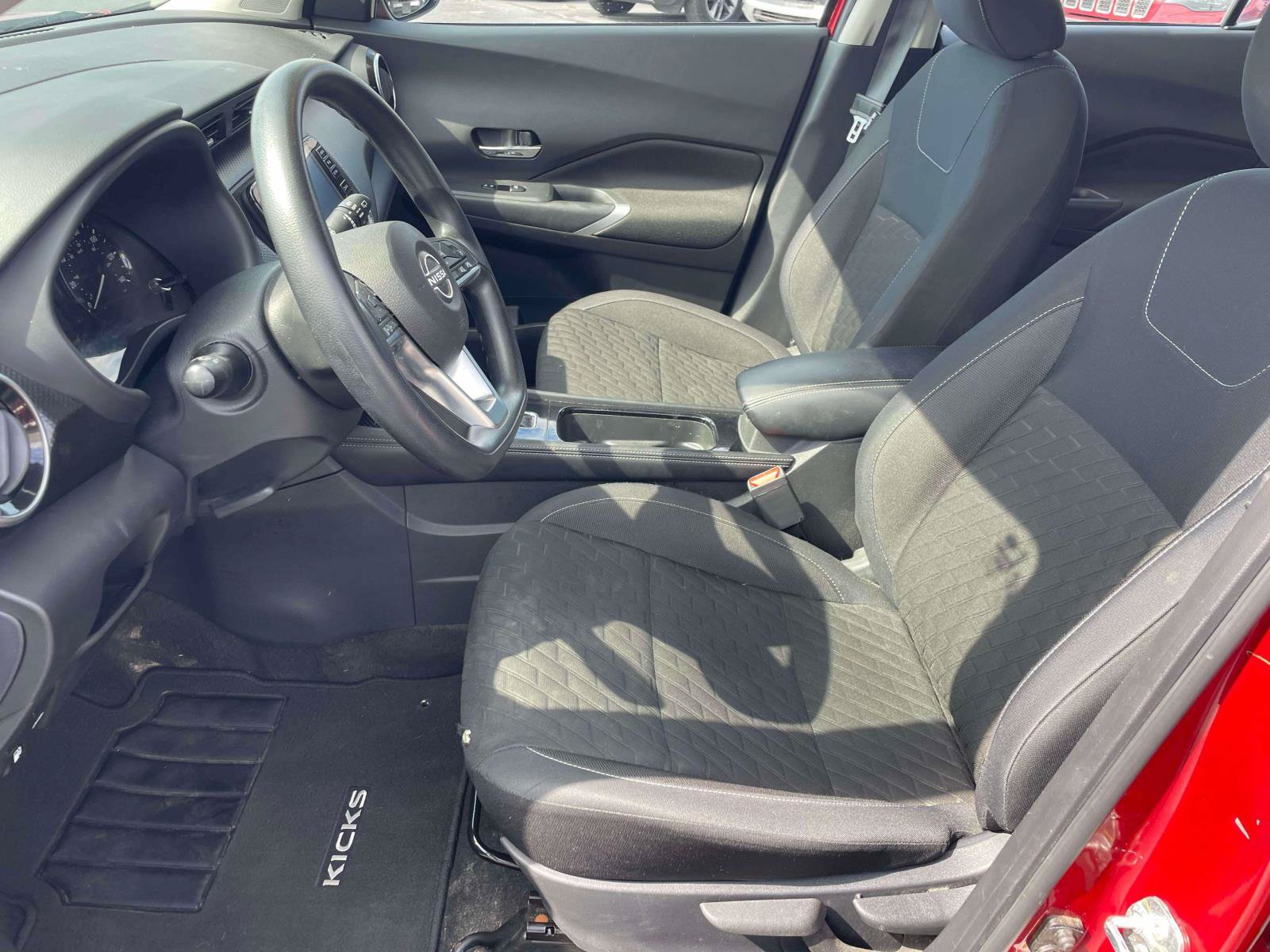 Used 2023 Nissan Kicks SV w/ Interior Electronics Package FWD image 13