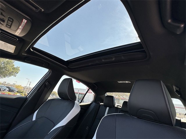 Certified 2025 Toyota Camry SE w/ Convenience Package image 9