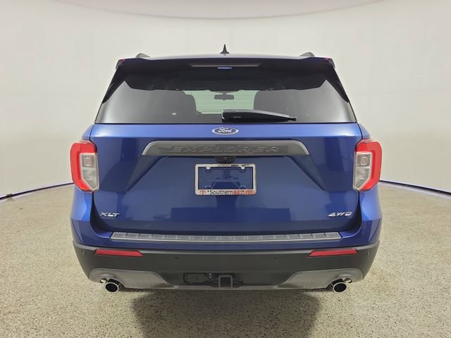 Used 2022 Ford Explorer XLT w/ Equipment Group 202A image 6