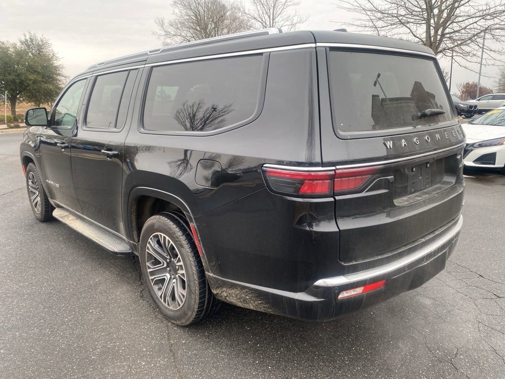 Used 2024 Jeep Wagoneer L Series II w/ Flexible Seating Group image 5