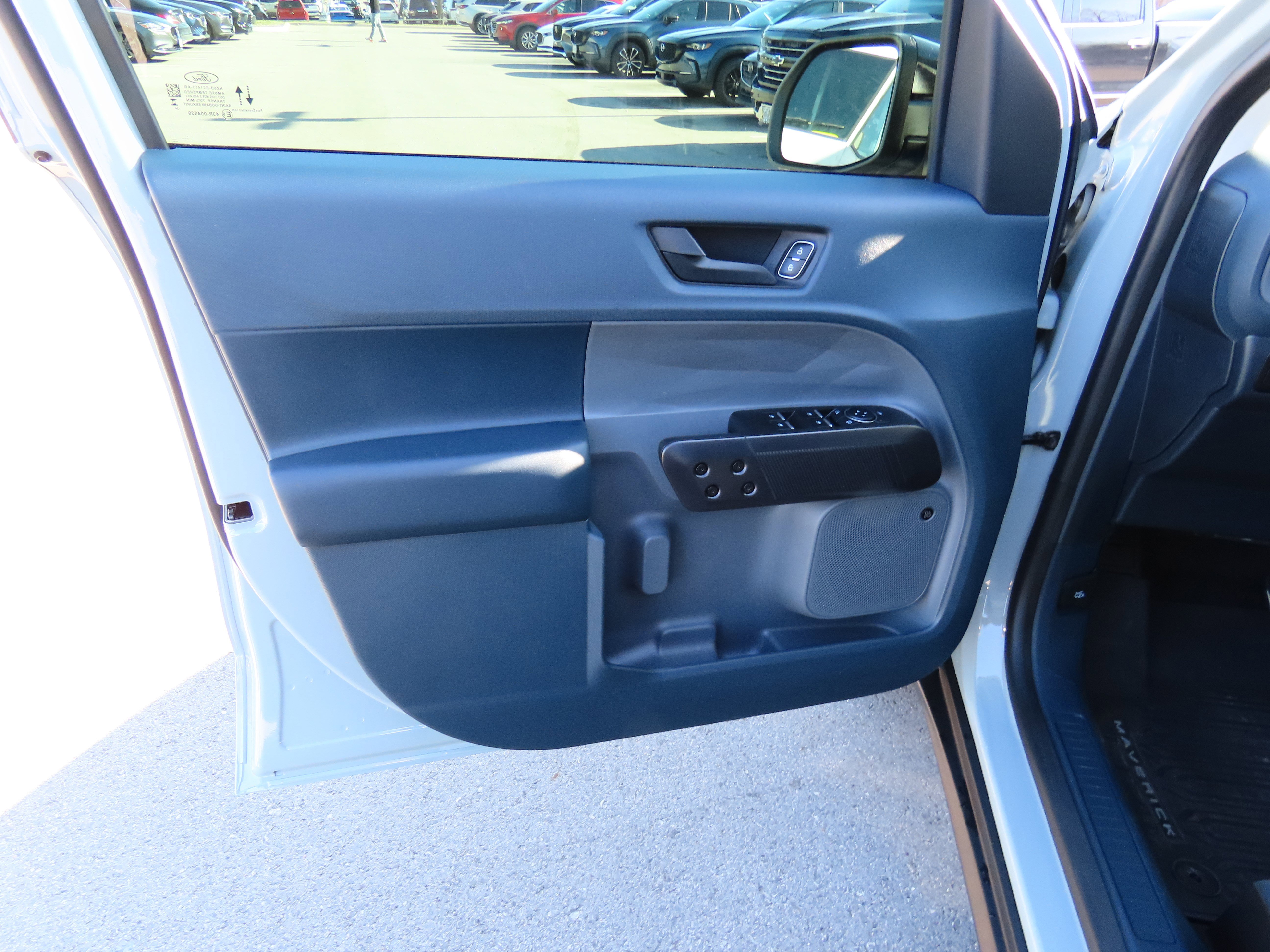 Used 2024 Ford Maverick Tremor w/ Tremor Off-Road Package image 22