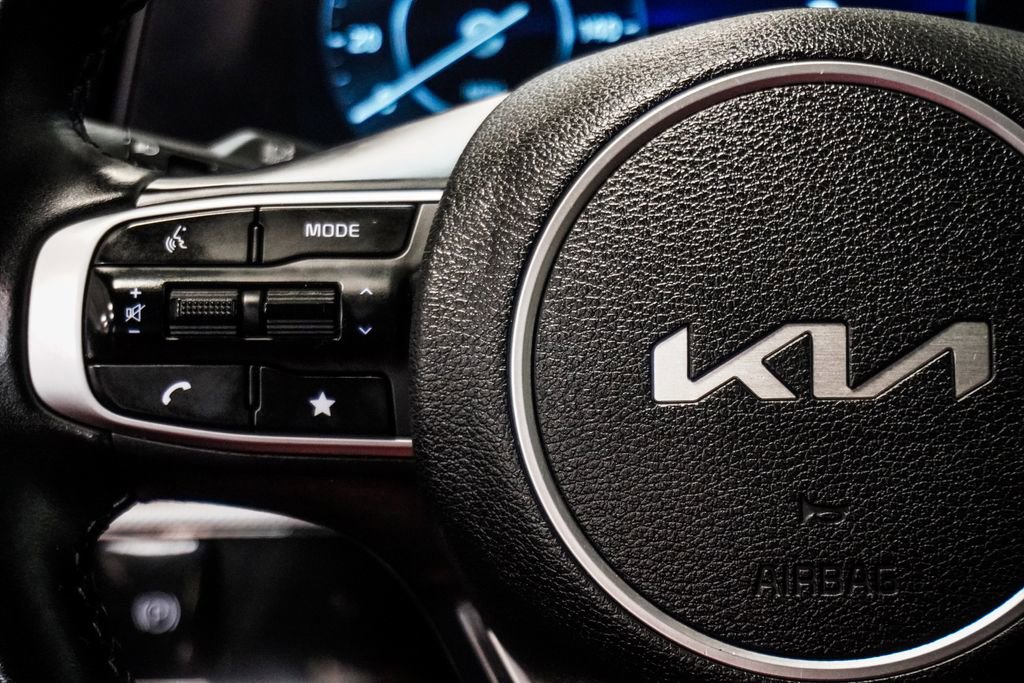Used 2024 Kia Sportage SX image 17