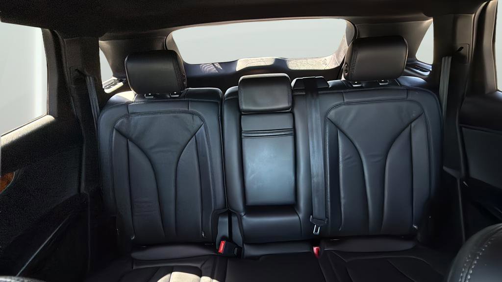 Used 2017 Lincoln MKX Reserve AWD/4WD image 25