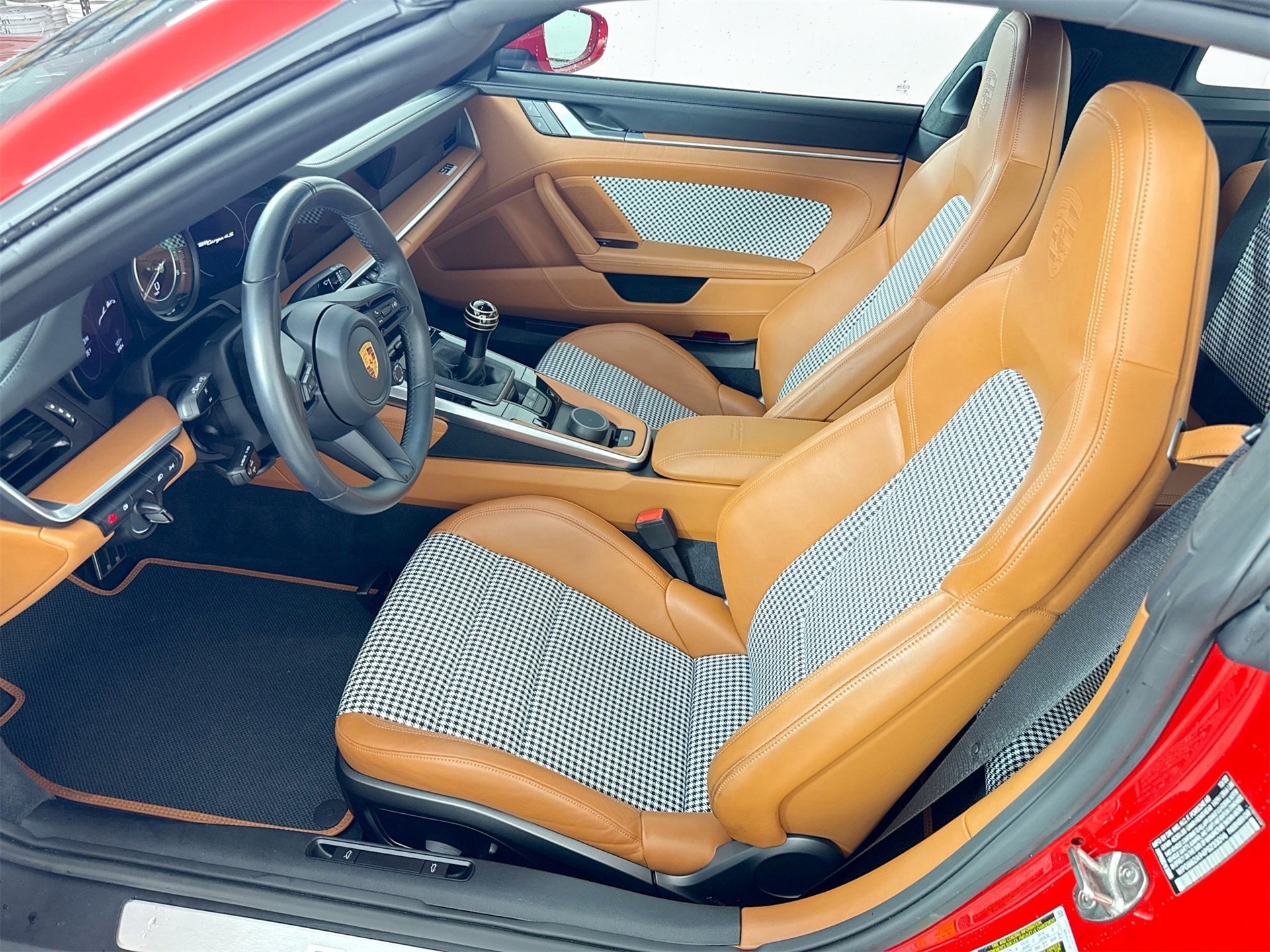 Used 2023 Porsche 911 Targa 4S image 9