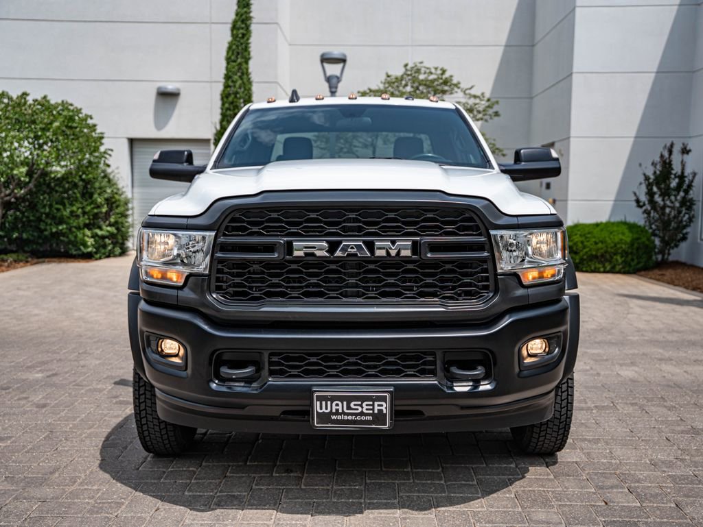 Used 2022 RAM 5500 Tradesman w/ Max Tow Package RWD image 2