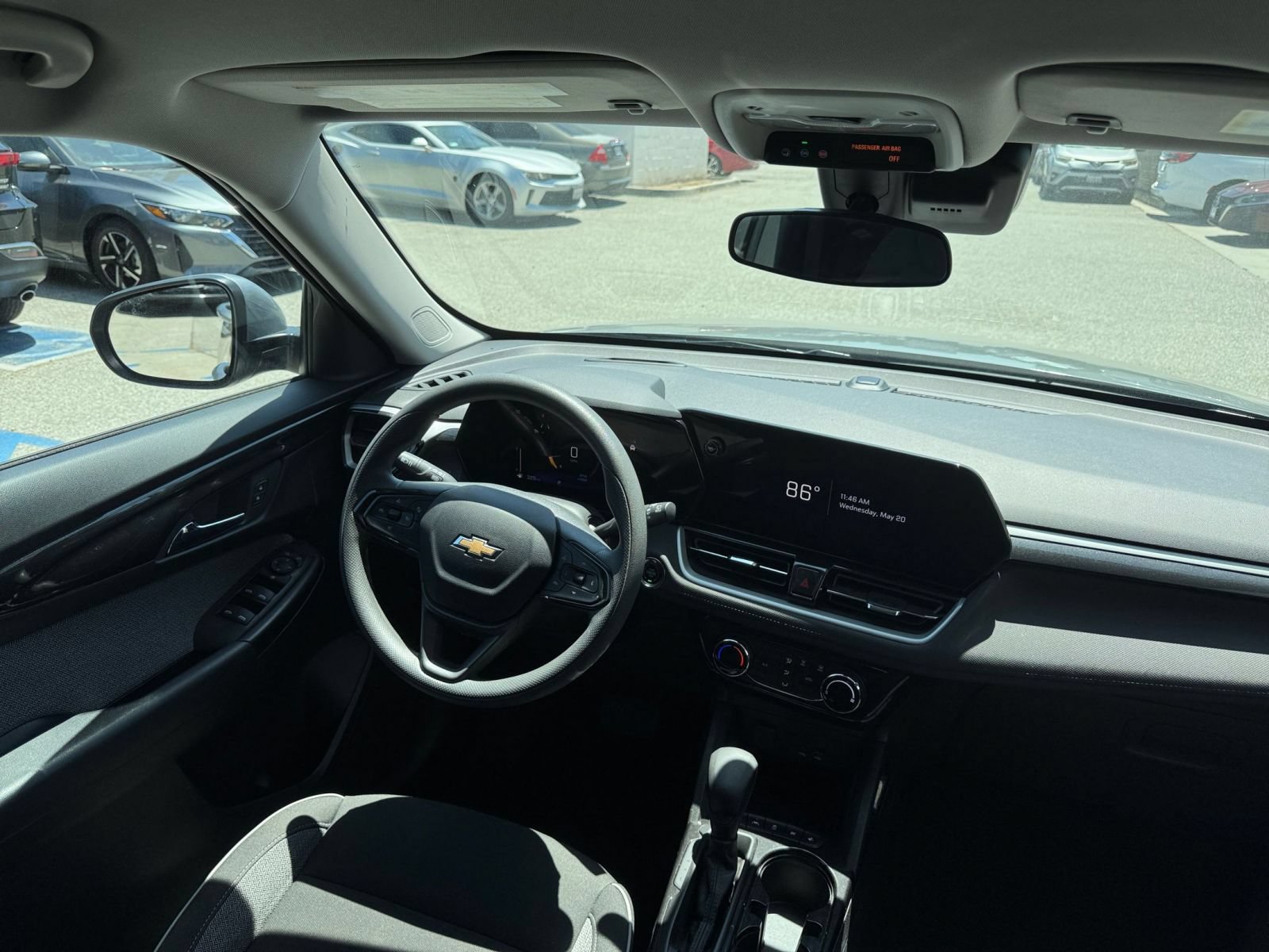 Used 2025 Chevrolet TrailBlazer LT FWD image 33