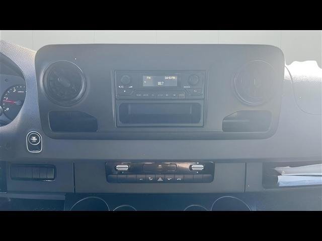 Used 2021 Mercedes-Benz Sprinter 2500 image 22