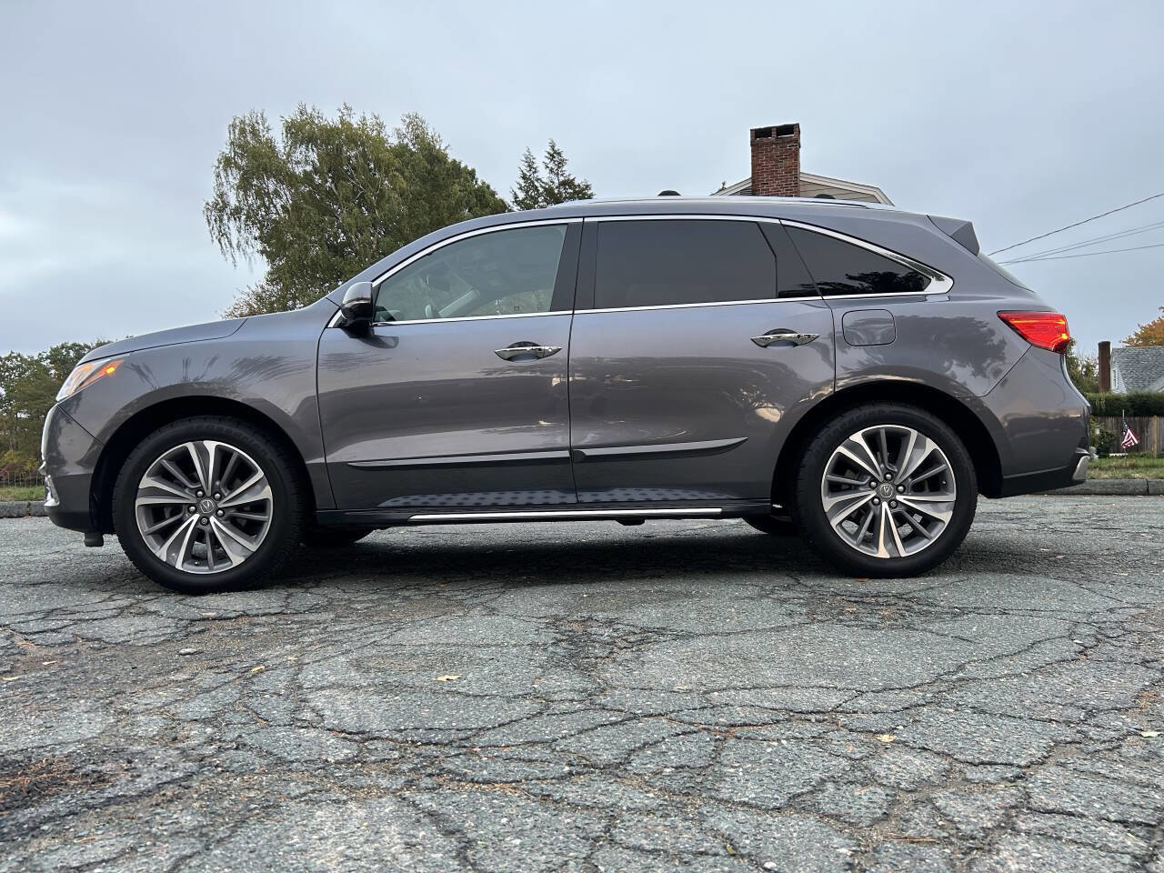 Used 2018 Acura MDX SH-AWD w/ Technology Package image 4
