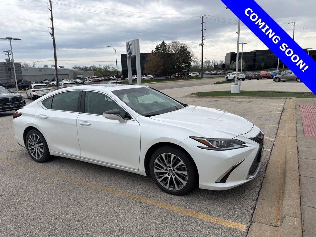 Used 2020 Lexus ES 350 w/ Premium Package image 17