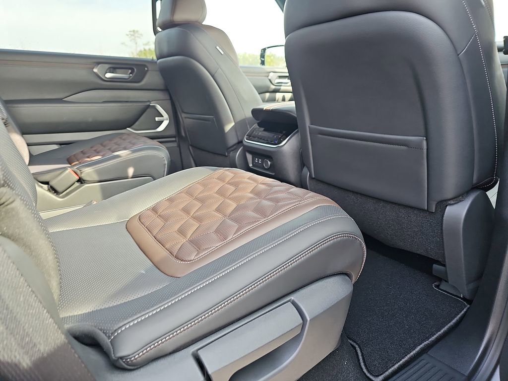 New 2026 Nissan Armada Platinum Reserve image 13