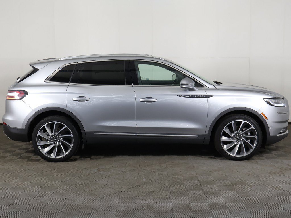 Used 2023 Lincoln Nautilus Reserve w/ Equipment Group 202A AWD/4WD image 22