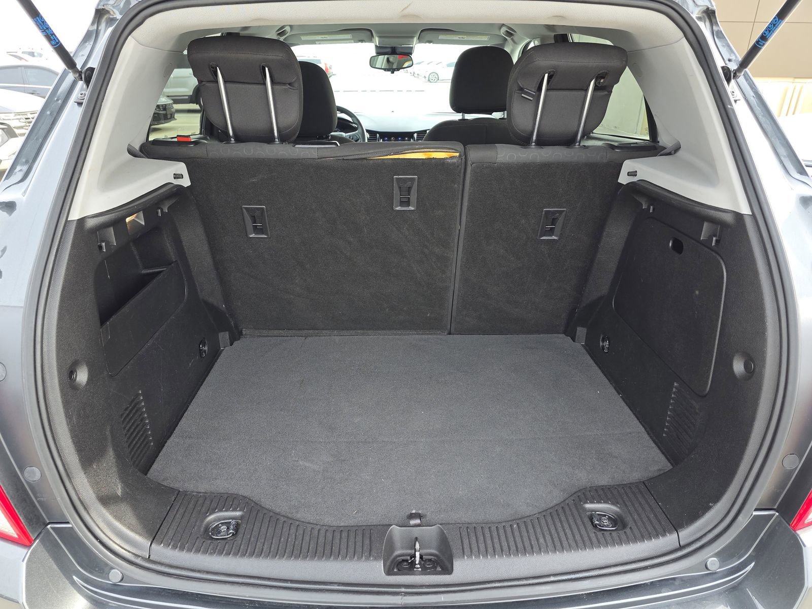 Used 2020 Chevrolet Trax LS w/ Tint and Cruise Package image 17