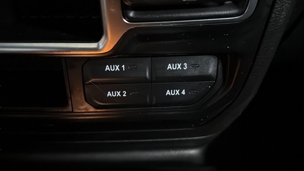 Used 2022 Jeep Wrangler Unlimited Sport image 27