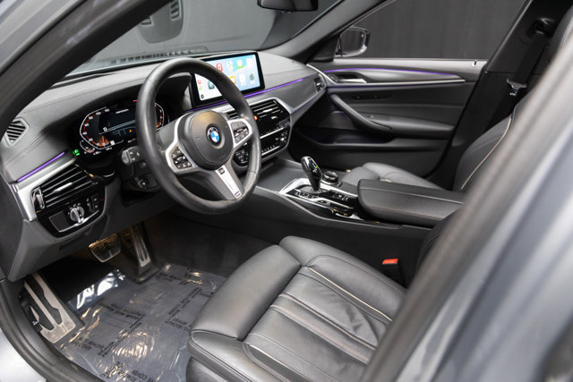 Used 2023 BMW M550i xDrive w/ Executive Package image 40