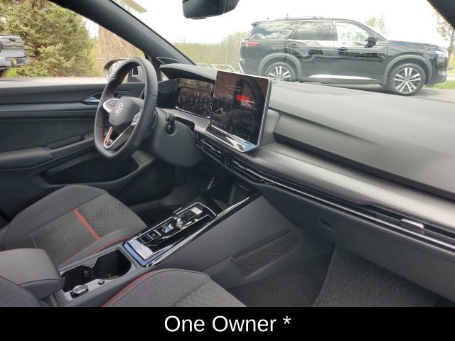 Used 2025 Volkswagen GTI SE FWD image 9