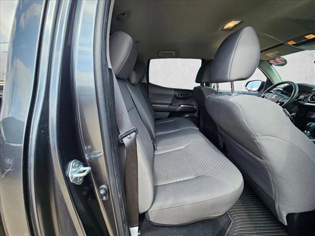 Used 2022 Toyota Tacoma SR5 RWD image 17