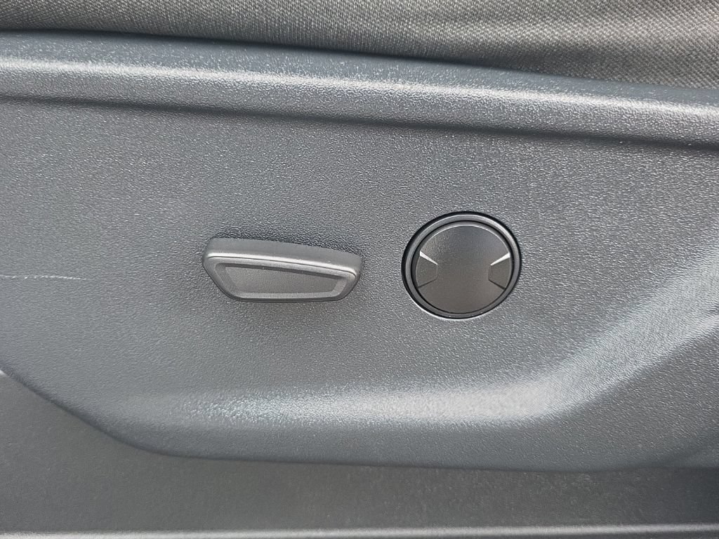 Used 2025 Ford F250 XLT AWD/4WD image 23