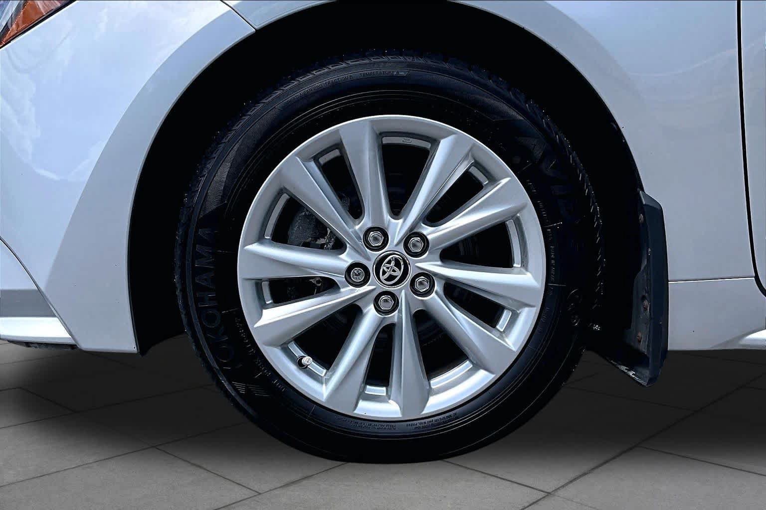Used 2023 Toyota Corolla LE w/ LE Convenience Package AWD/4WD image 11