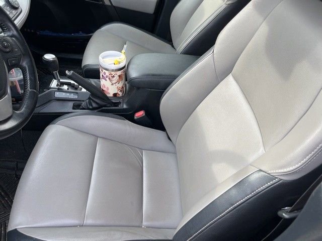 Used 2016 Toyota RAV4 Limited w/ Advanced Technology Package image 8