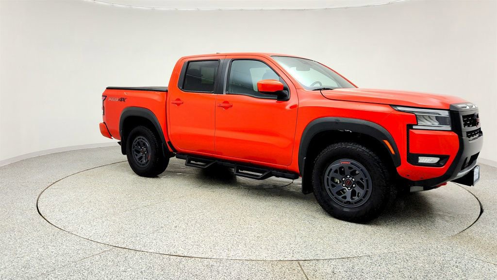 Used 2025 Nissan Frontier PRO-4X image 3