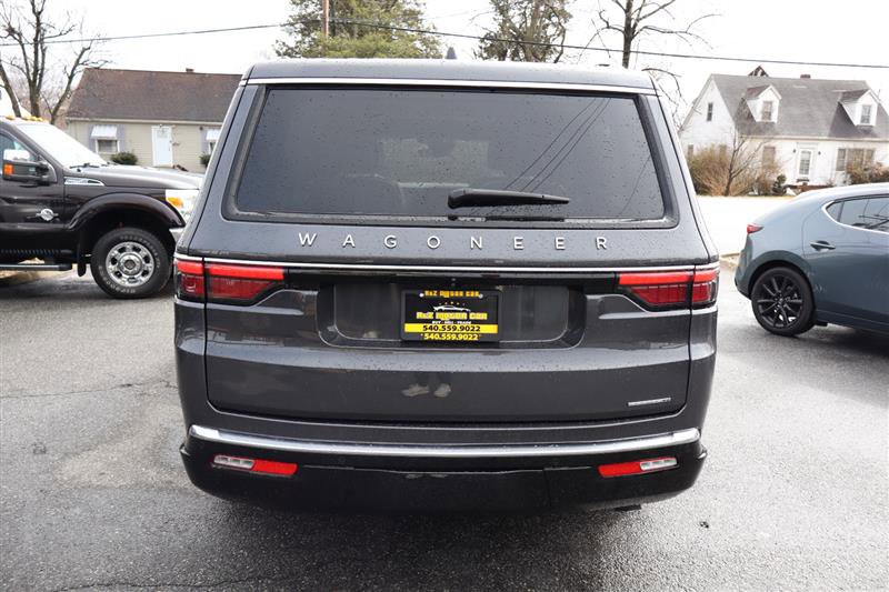 Used 2024 Jeep Wagoneer L Series II w/ Convenience Group I image 5