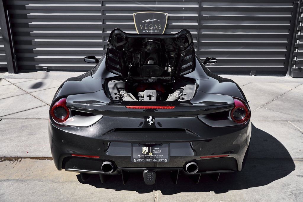 Used 2018 Ferrari 488 Spider image 24