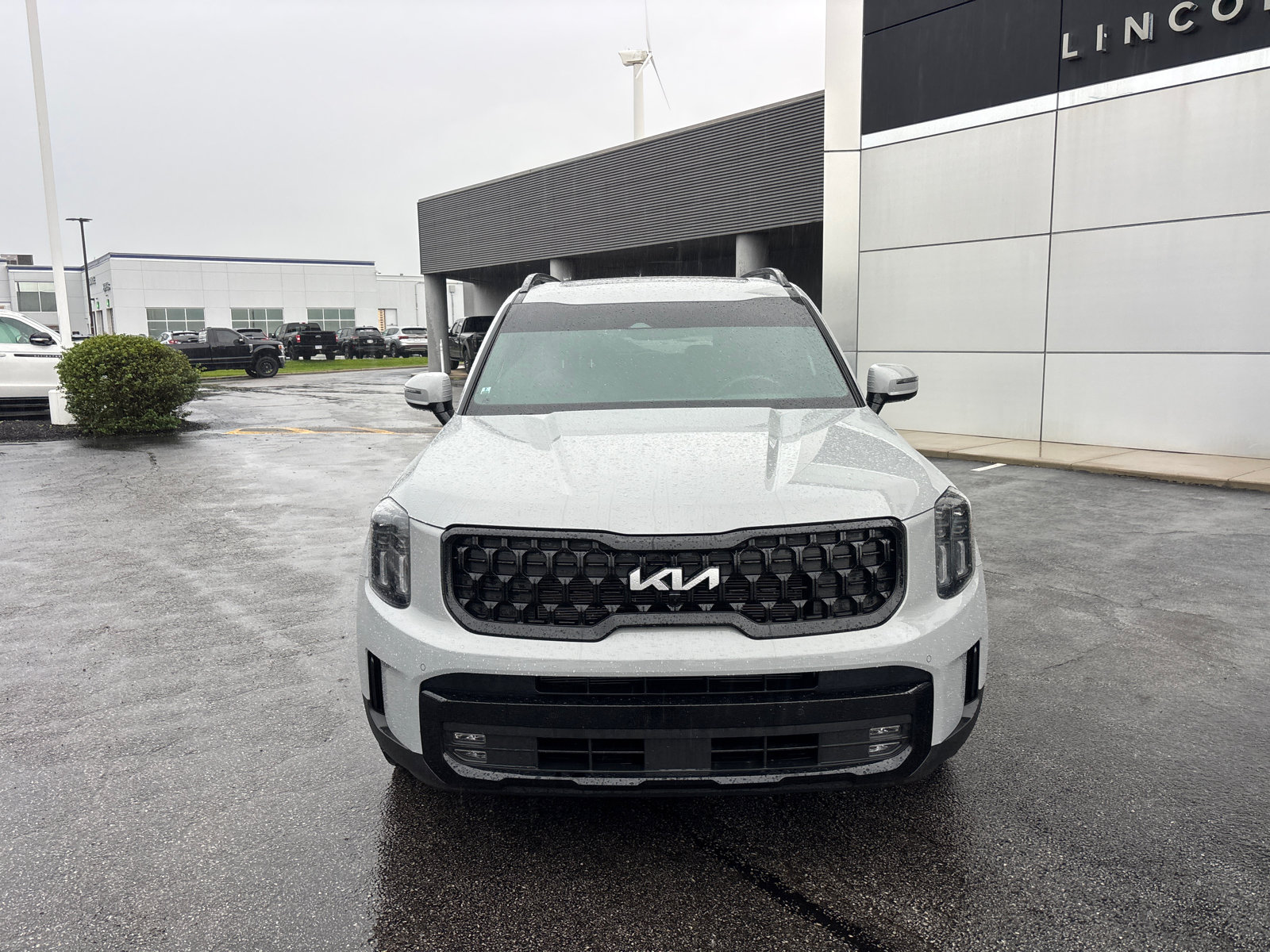 Used 2024 Kia Telluride SX X-Pro AWD/4WD image 2