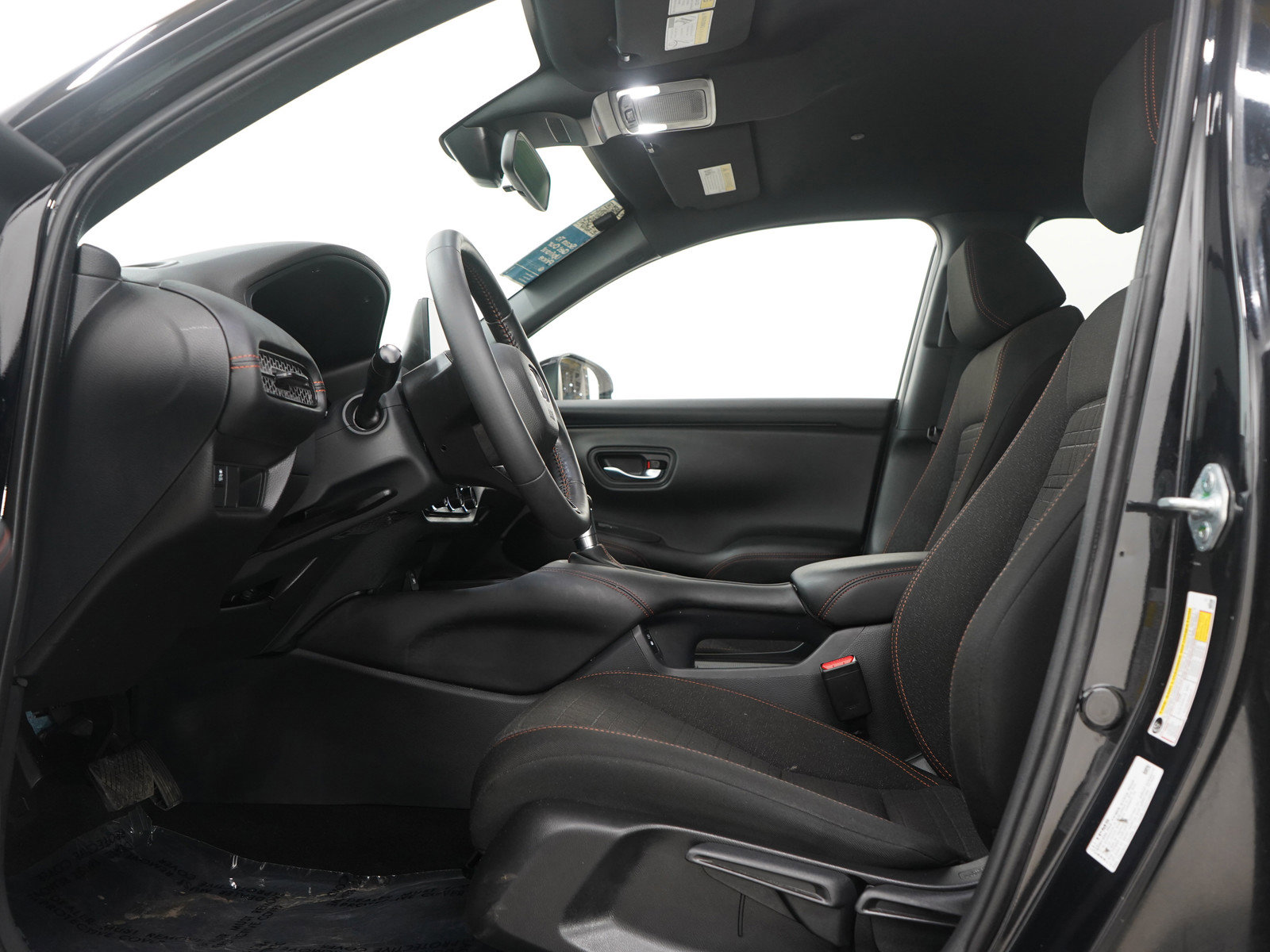 Used 2025 Honda HR-V Sport image 22