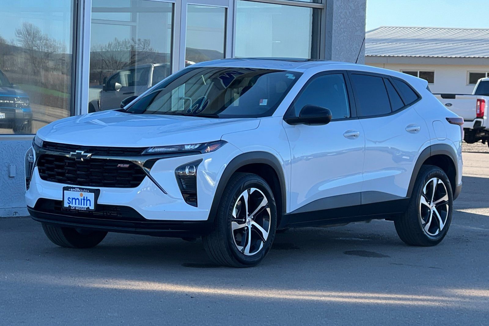 Used 2024 Chevrolet Trax RS w/ Sunroof Package image 9