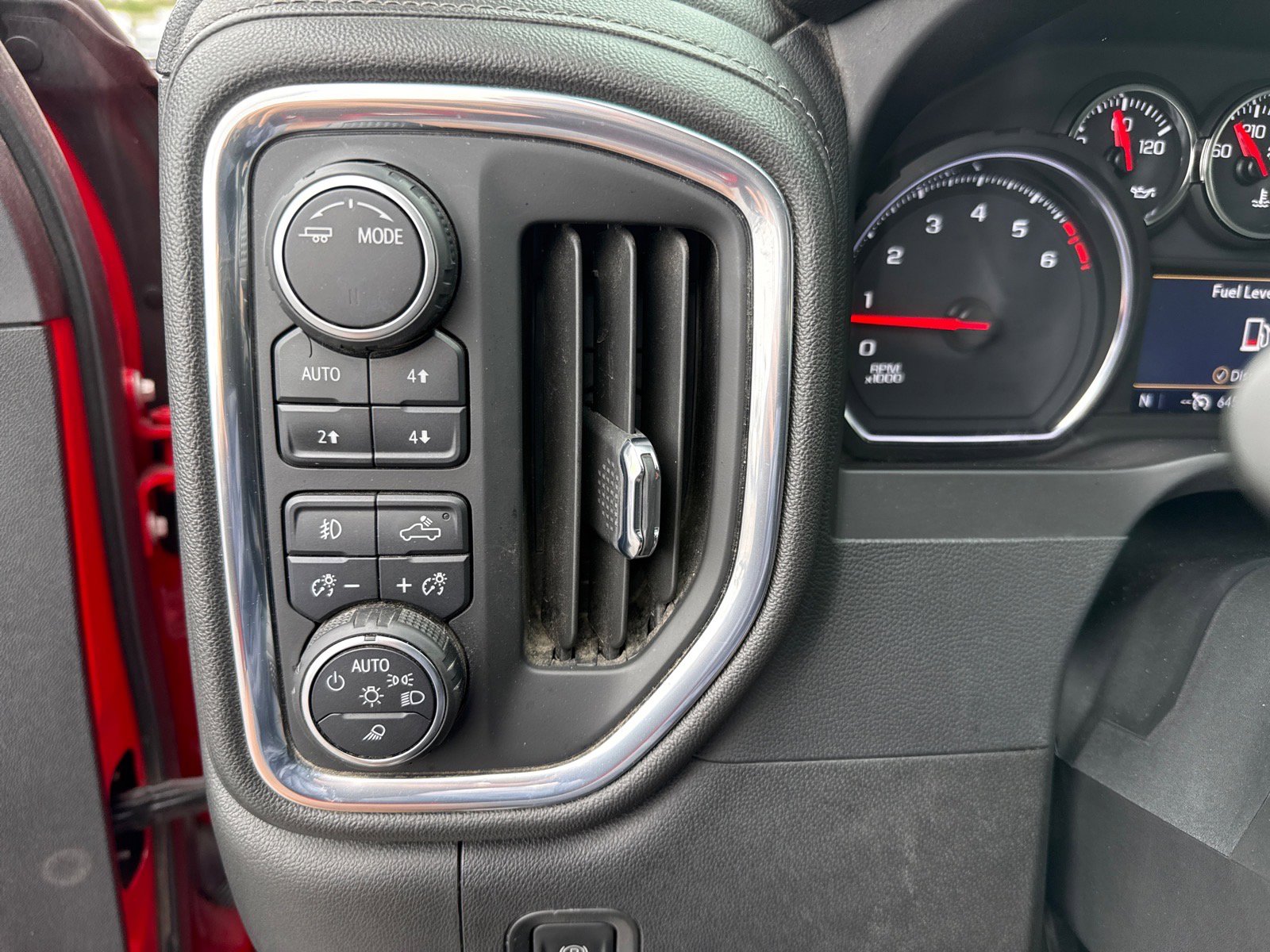 Used 2023 Chevrolet Silverado 3500 LTZ w/ Gooseneck/5TH Wheel Package image 27