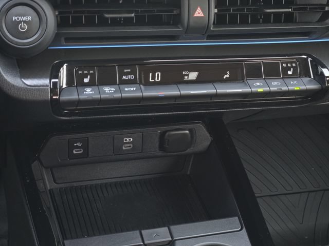 Certified 2026 Toyota Prius Plug-In Hybrid FWD image 21