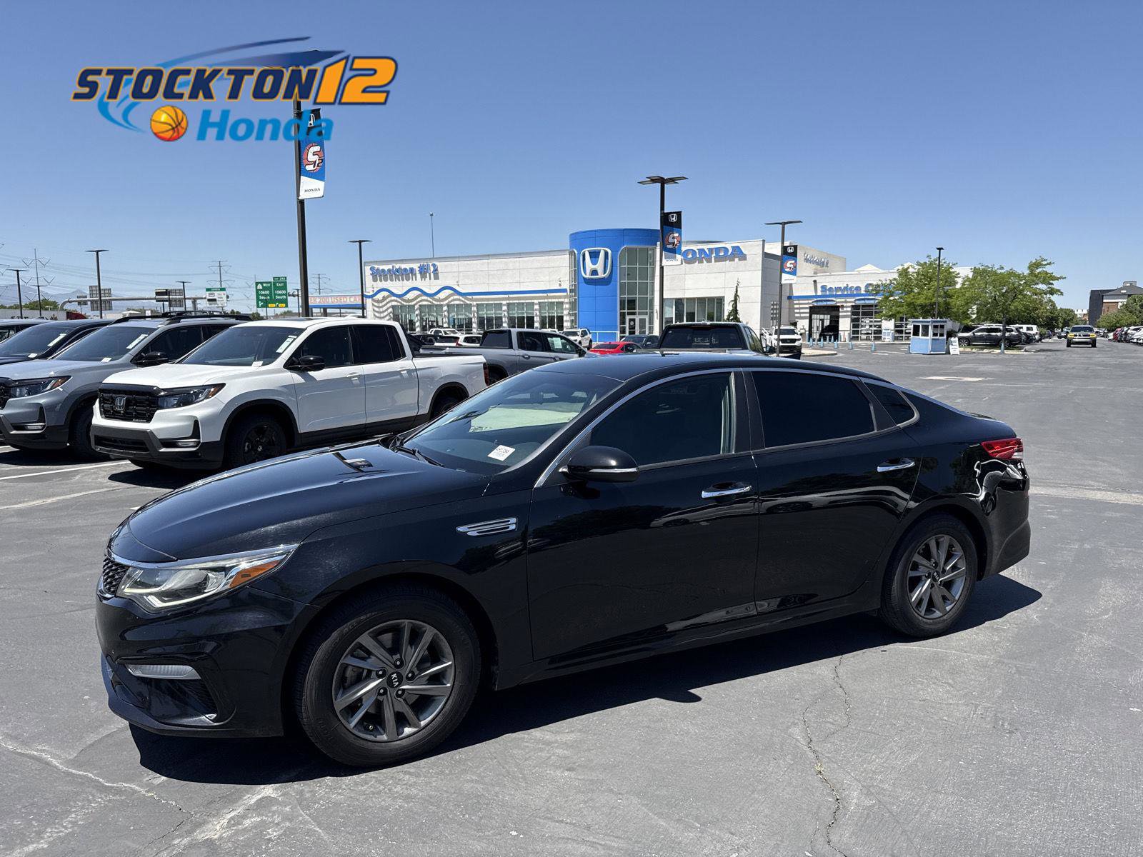 Used 2019 Kia Optima LX FWD image 1