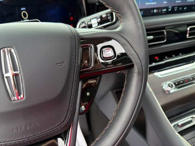Used 2025 Lincoln Aviator Reserve w/ Equipment Group 201A image 45