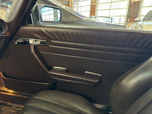 Used 1987 Mercedes-Benz 560 SL image 10
