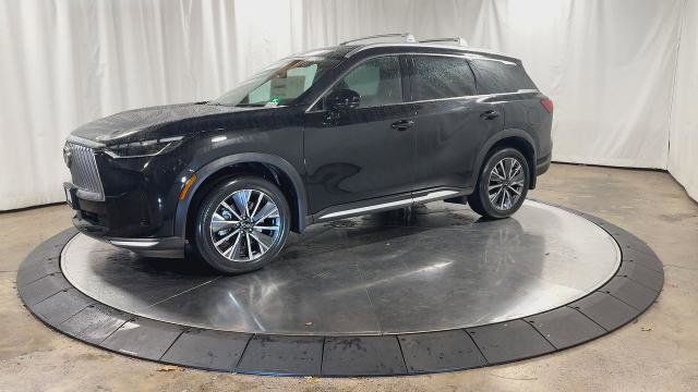 Certified 2026 INFINITI QX60 Luxe w/ Family Package AWD/4WD image 9