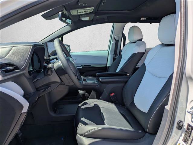 New 2026 Toyota Sienna XSE FWD video 4