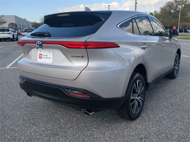 Certified 2022 Toyota Venza LE image 4