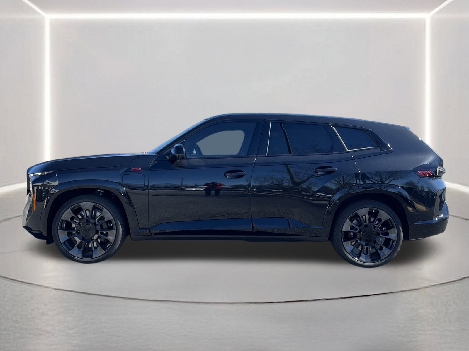 New 2026 BMW XM Label Red image 26