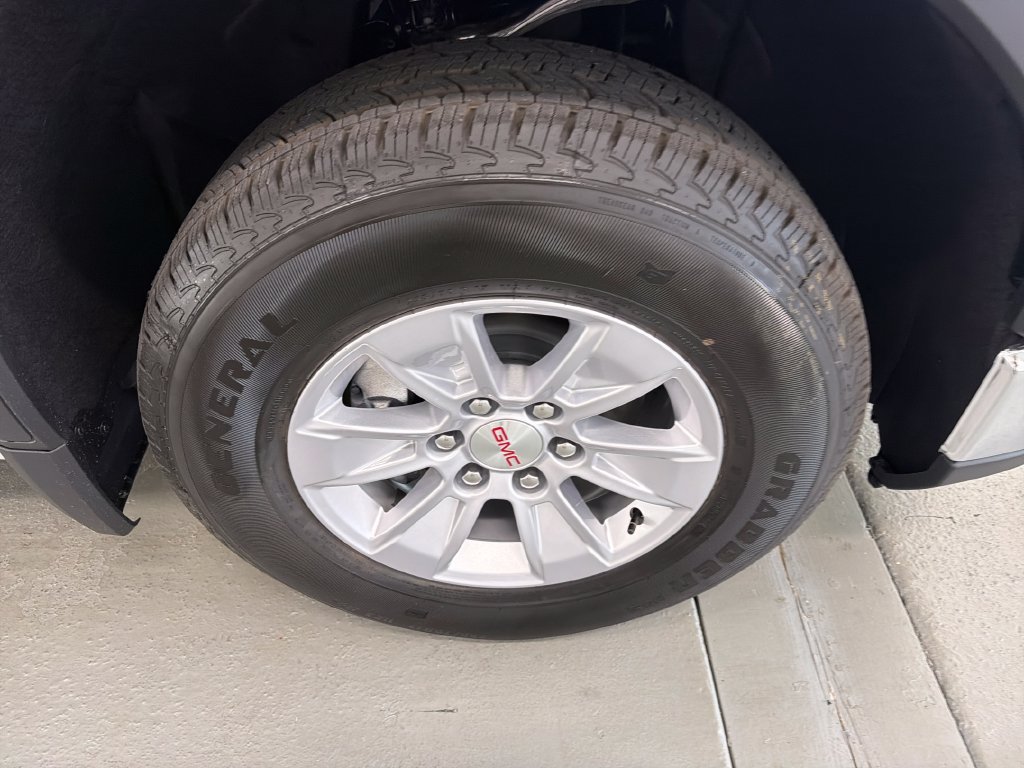 New 2026 GMC Sierra 1500 Pro w/ Pro Value Package RWD image 4