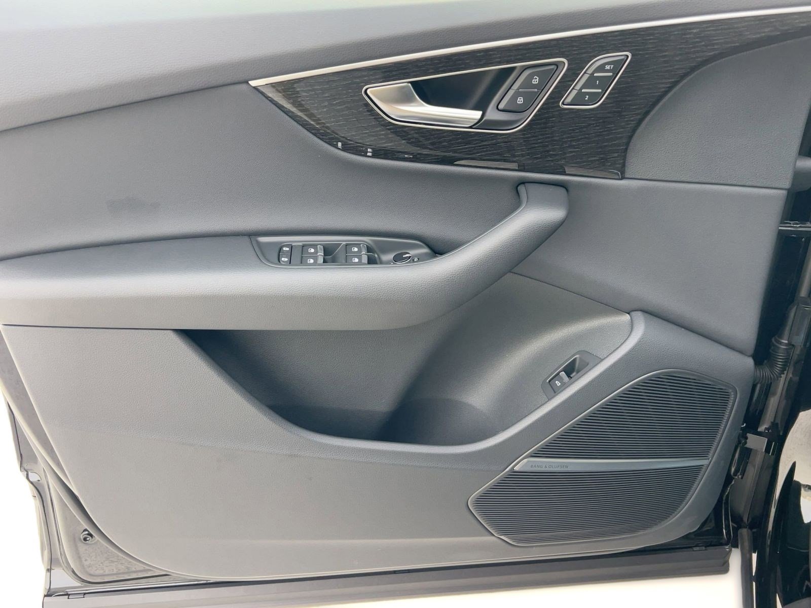 New 2026 Audi Q7 3.0T Premium image 13