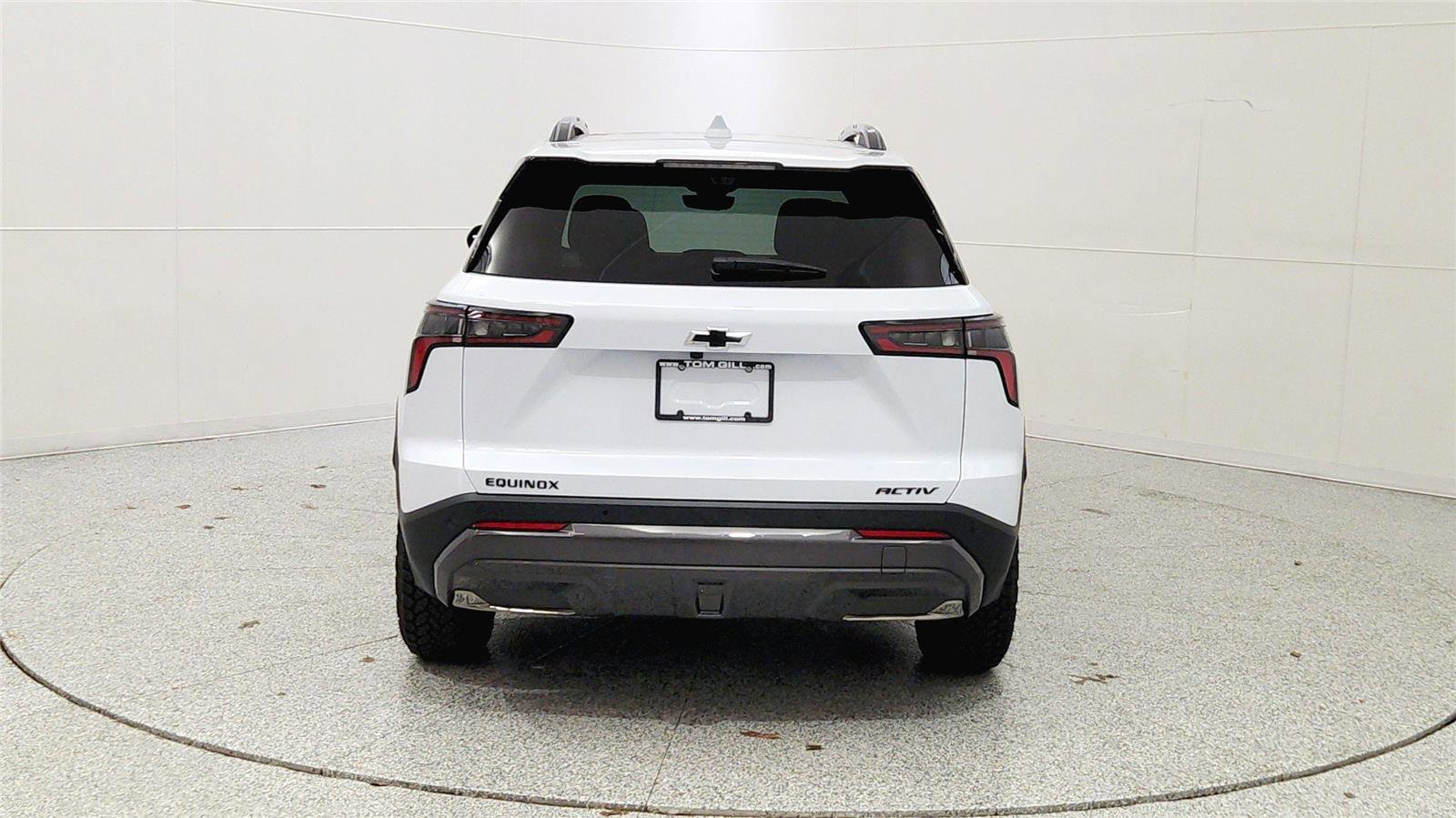 New 2026 Chevrolet Equinox ACTIV w/ Convenience Package III FWD image 6