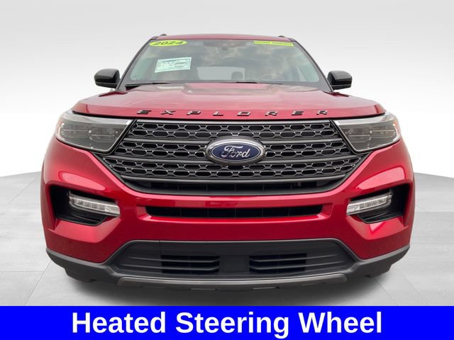 Used 2024 Ford Explorer XLT w/ Equipment Group 202A AWD/4WD image 8