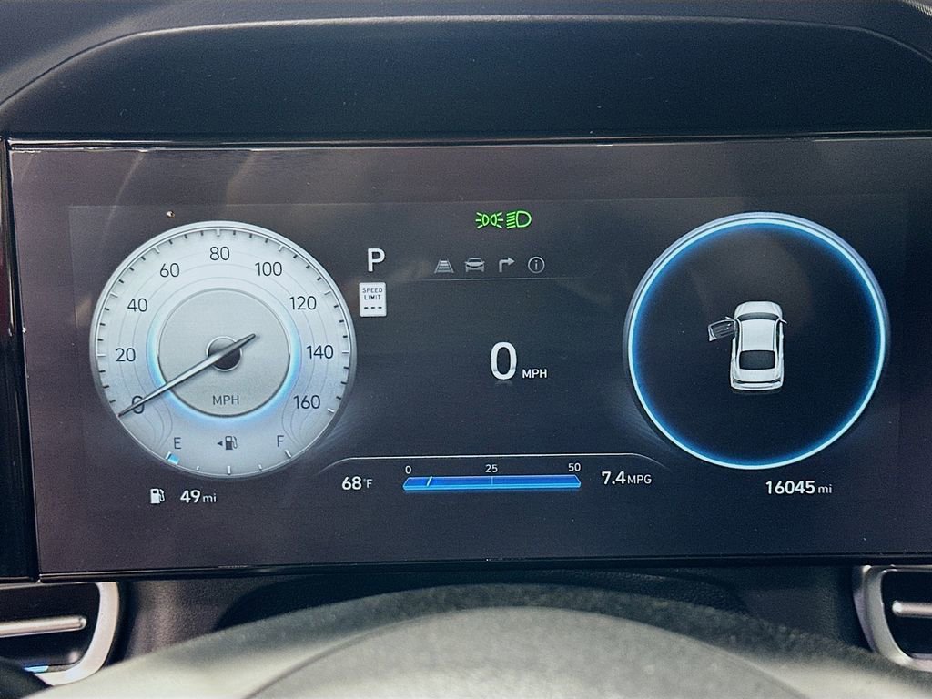 Used 2024 Hyundai Elantra SEL image 24