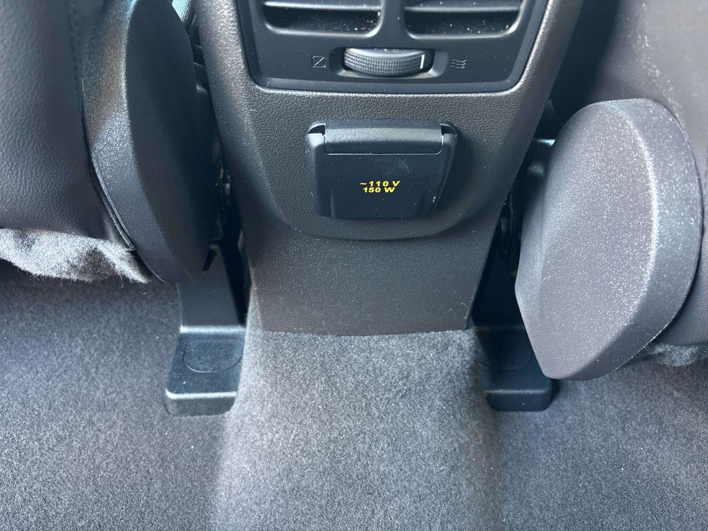 Used 2016 Ford Escape Titanium image 12